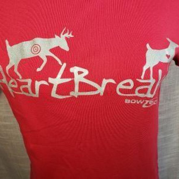 🔥Clearance🔥 BOWTECH - Red Short Sleeved Heartbreaker T-Shirt Size Large - Picture 5 of 7